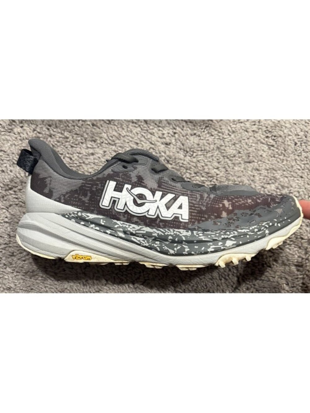 Hoka One One Women’s 9.5 Speedgoat 6 Stellar Grey Asteroid Vibram Trail EUC